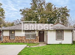 817 S Vaden St, Sherman, TX 75090