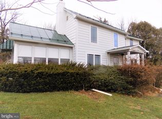 13927 Leetown Rd, Kearneysville, WV 25430