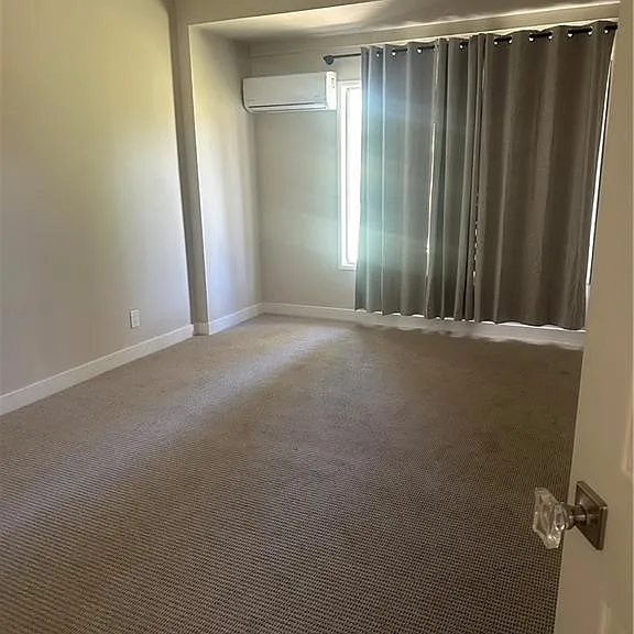3592 Myers St — Photo 1