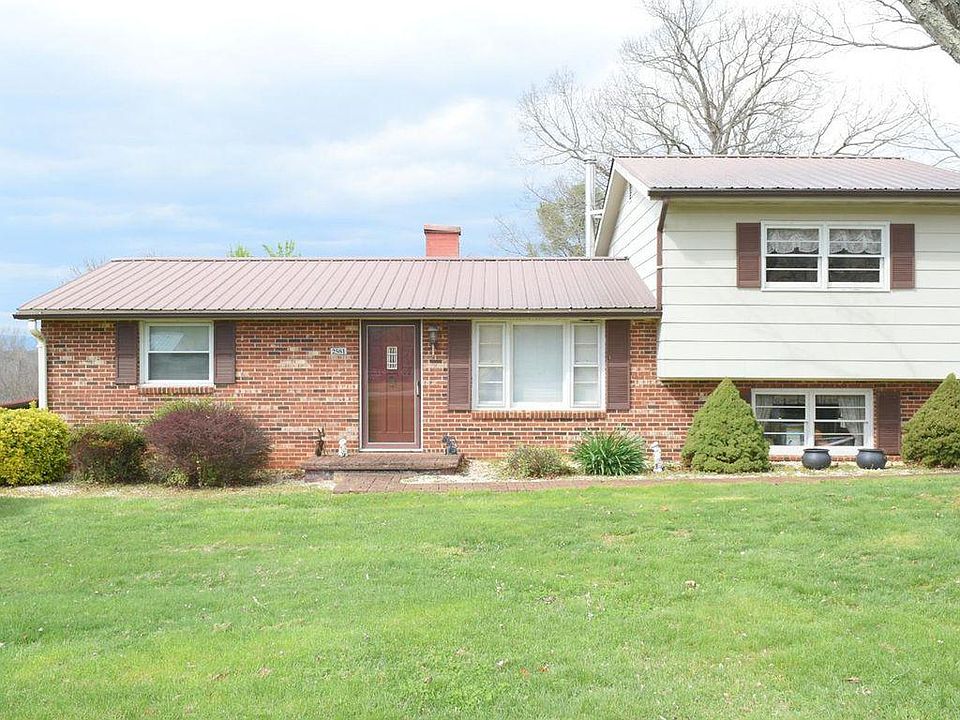 1st image of 2581 Richmond Hwy