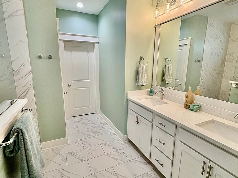 454 Locksley Dr — Photo 12