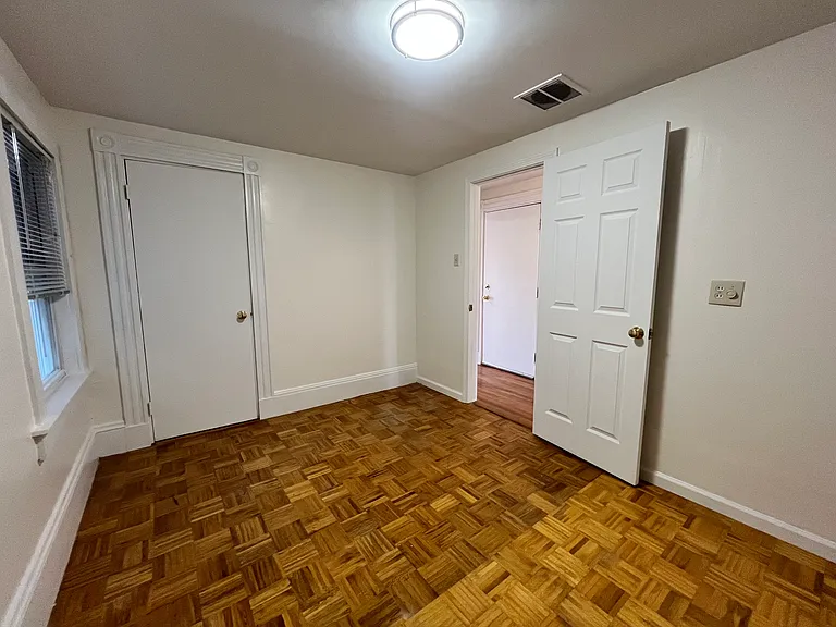 59 W 7th St #2 — Photo 11