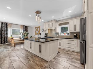 847 W 5th St, Hamilton, ON L9C 5R4