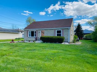 9221 W Cold Spring Rd, Greenfield, WI 53228