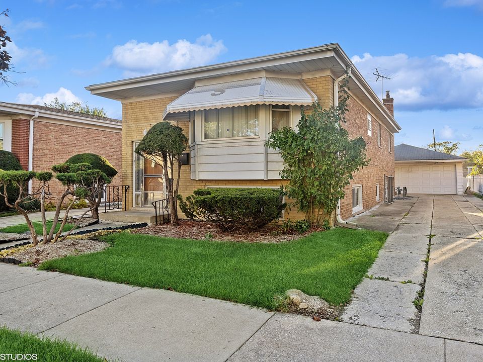 1st image of 222 Zuelke Dr
