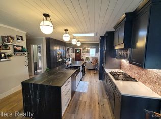 7181 Bristol Rd, Swartz Creek, MI 48473