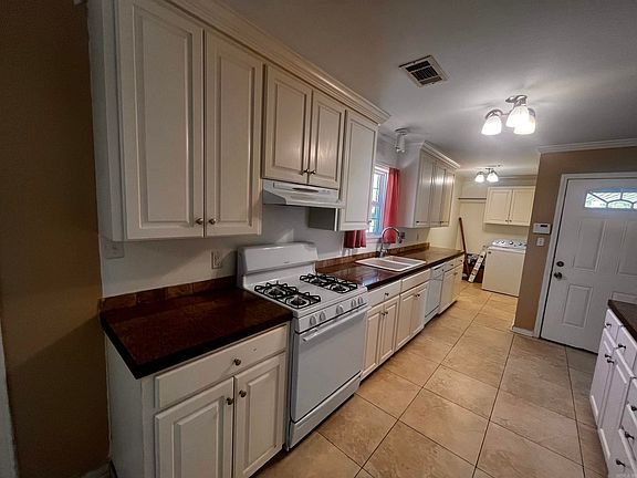 5th image of 10200 Geyer Springs Rd