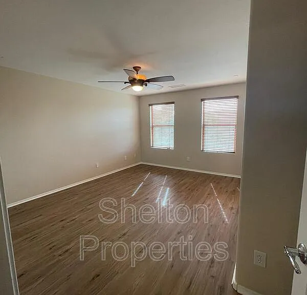 20384 N 261st Dr — Photo 13