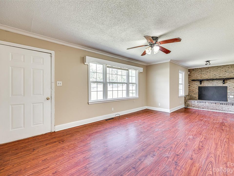 2190 S Dobys Bridge Rd, Fort Mill, SC 29715 Zillow