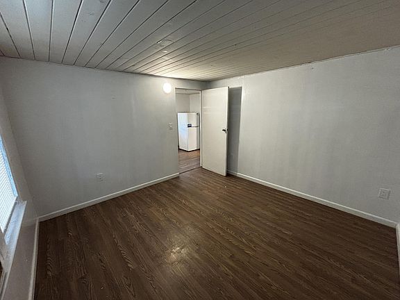 5th image of 301 FLEMING Avenue
