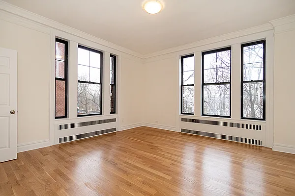 Rented by Rita S Citrin, LREB | media 32