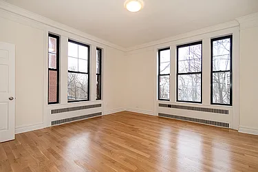 Rented by Rita S Citrin, LREB