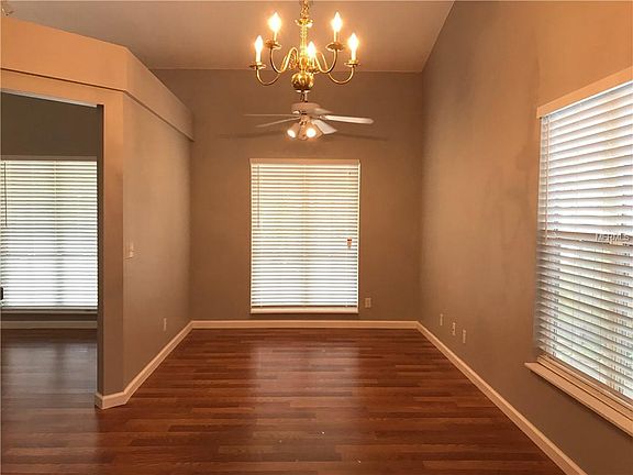 4th image of 665 Bayside Dr