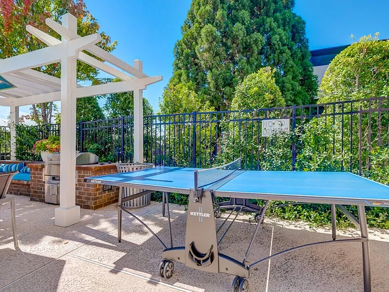 Reserve at Kenton Place Apartment Homes — Photo 18