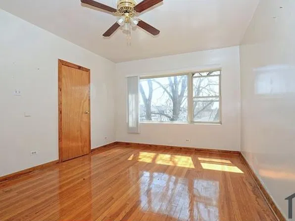3010 W 60th St #2, Chicago, IL 60629