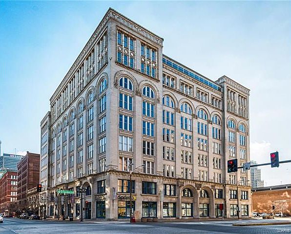 1st image of 1132-1140 Washington Ave #605