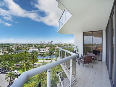 3610 Yacht Club Dr APT 716, Aventura, FL, 33180