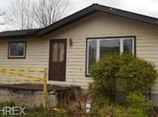 8584 Columbia Rd, Olmsted Falls, OH 44138