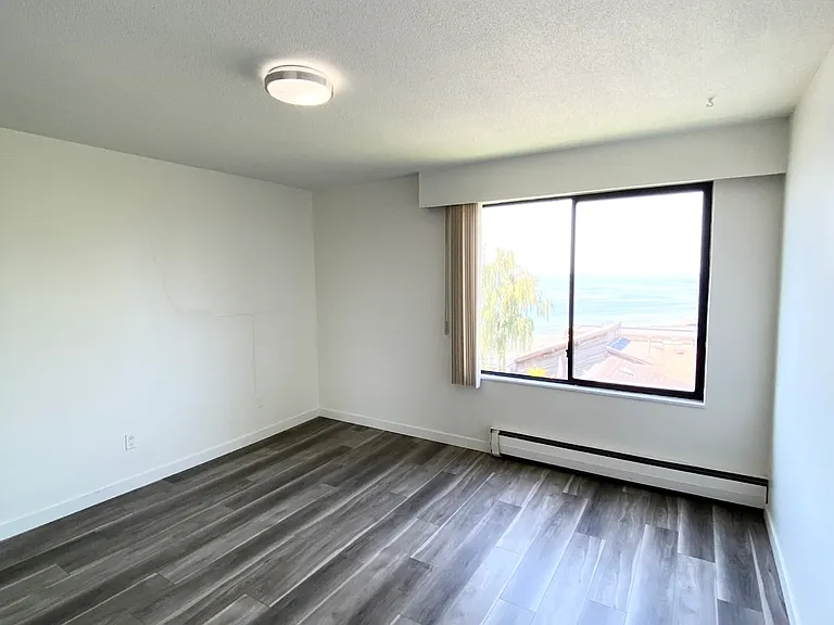 15158 Royal Ave #302 — Photo 14