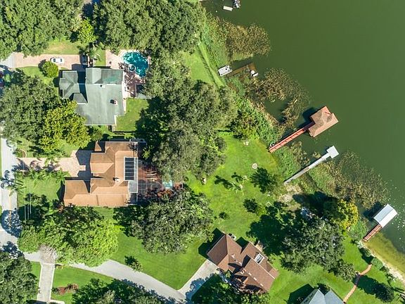 4th image of 16153 Harbar Oaks Dr