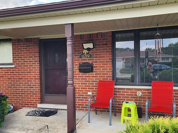 3rd image of 11219 Hanover Dr