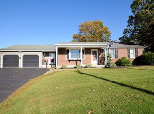 851 Allentown Rd, Telford, PA 18969