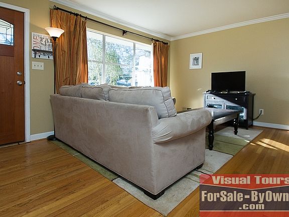 3rd image of 302 Bedford Ave
