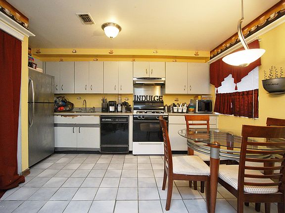 3rd image of 235 Pond Way