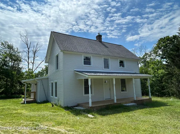 174 Sand Spring Rd, Cresco, PA 18326