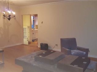 50 W Maple St, Valley Stream, NY 11580