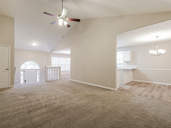 5th image of 341 Oak Vista Ct