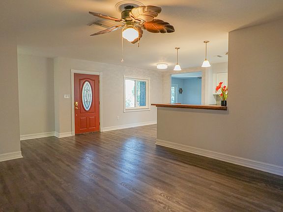 5th image of 8317 Millwood Dr