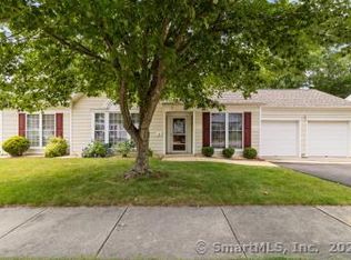 4 Cypress Way, Waterford, CT 06385