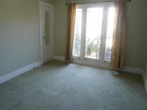 3rd image of 7912 Hillrose St