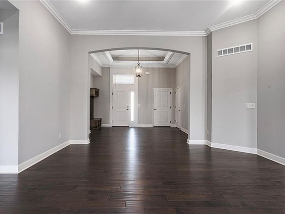 4th image of 10823 N Corrington Ave
