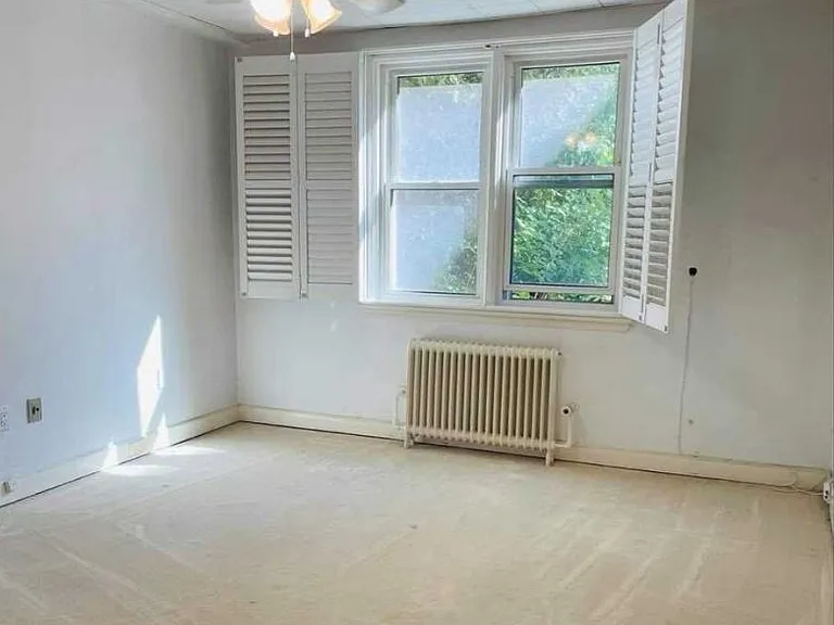 47 Ranleigh Ave #101 — Photo 3