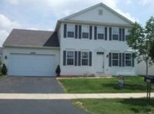 2692 Lansdale St, Aurora, IL 60503