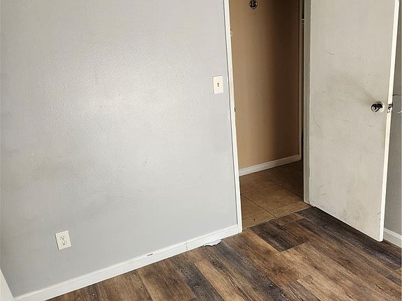 4th image of 2100 Pinon Springs Cir APT A