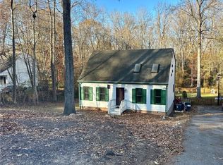 2917 Speeks Dr, Midlothian, VA 23112