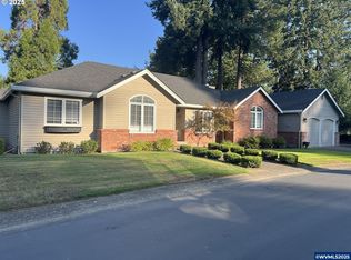 1680 NW Doral St, McMinnville, OR 97128