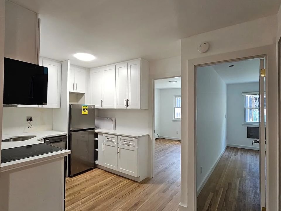 1st image of 32-33 37th St #1A