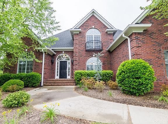 2nd image of 8836 Steeplechase Dr
