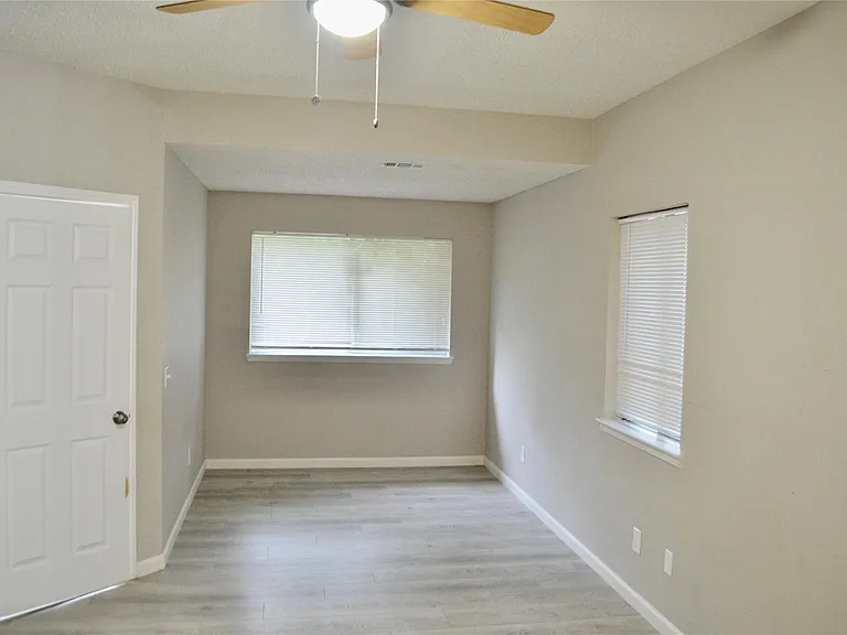10506 Saddlehorn Trl — Photo 12