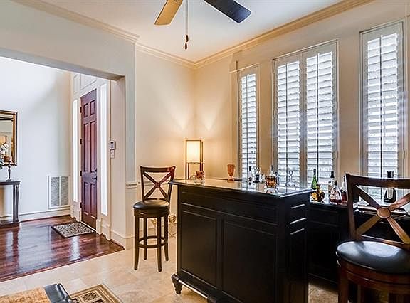 4th image of 800 Lake Heights Ct