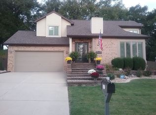 122 Timber Run Ct, Collinsville, IL