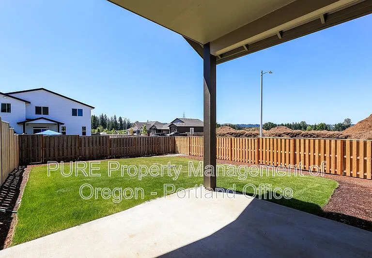 504 NE Trillium Dr — Photo 36