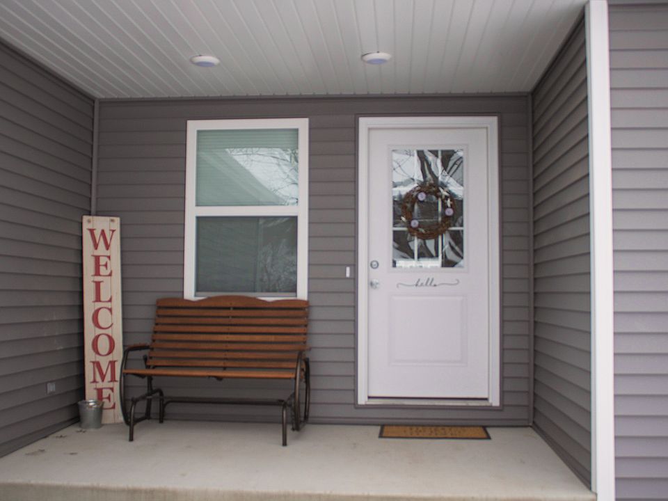 1st image of 110 Lippold St