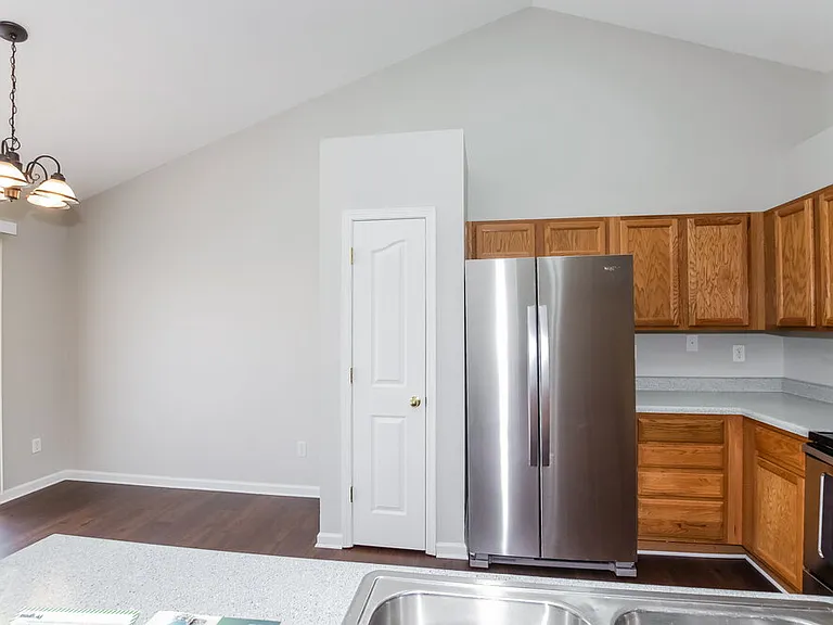 10120 Green Hedge Ave — Photo 6