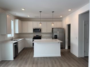 4971 Airlake Dr, Woodbury, MN 55129