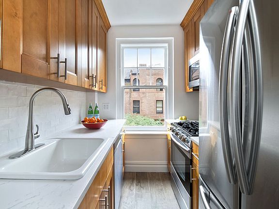 5th image of 336 W End Ave APT 5D